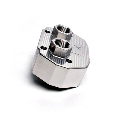 Επεξεργασμένα εξαρτήματα από αλουμίνιο ανοδιωμένο φινίρισμα Εφαρμογές αυτοκινήτων CNC ανταλλακτικά τόρνευσης